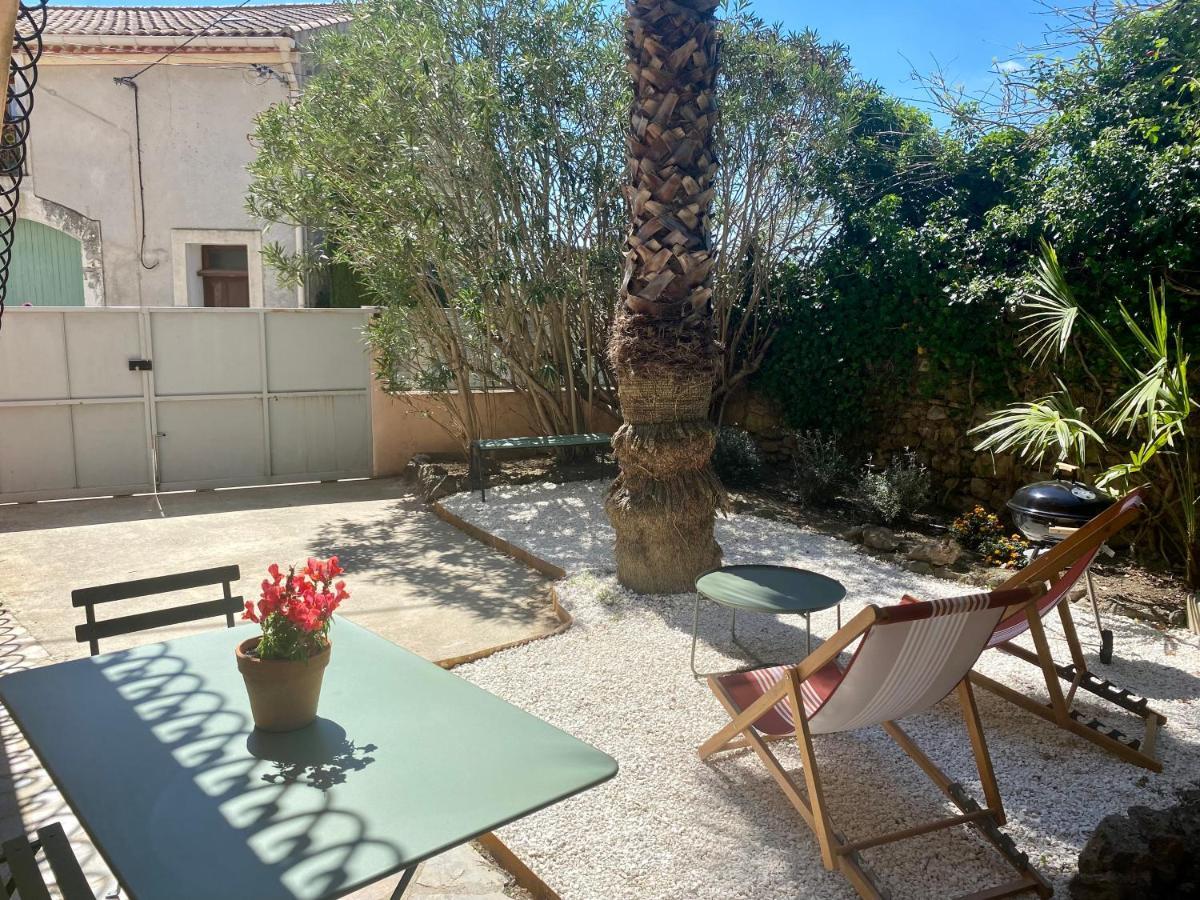 Gite Le Palmier - Perfectly Located Cosy Studio With Private Garden Puissalicon エクステリア 写真