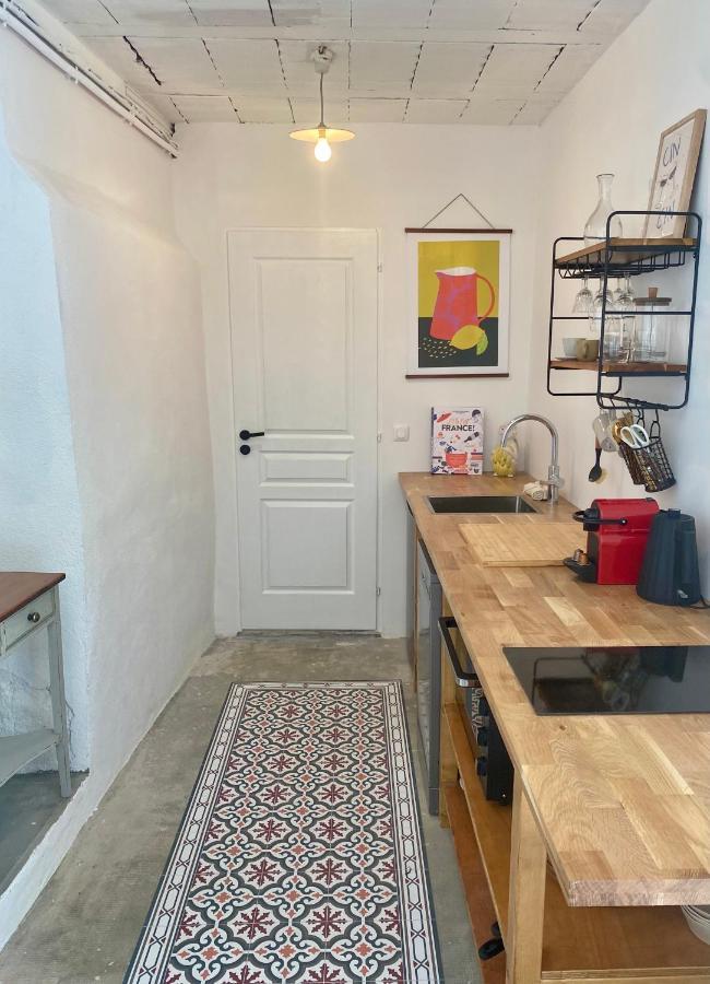 Gite Le Palmier - Perfectly Located Cosy Studio With Private Garden Puissalicon エクステリア 写真