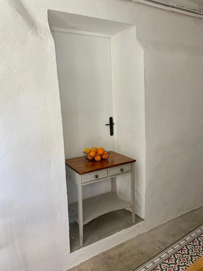 Gite Le Palmier - Perfectly Located Cosy Studio With Private Garden Puissalicon エクステリア 写真